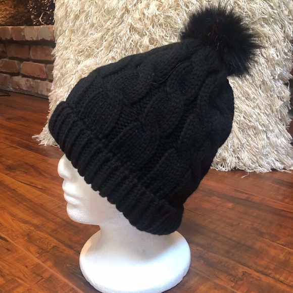 Black Thick Faux Fur Lined Beanie Puff 